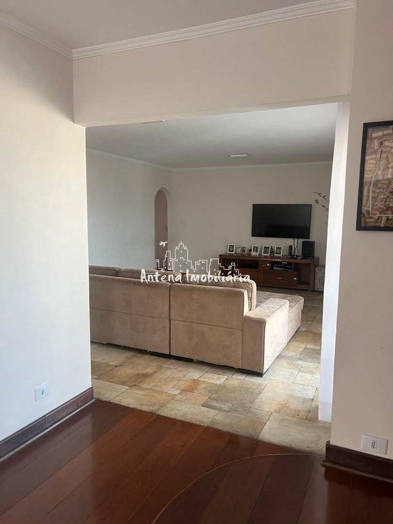 Apartamento à venda com 3 quartos, 221m² - Foto 5