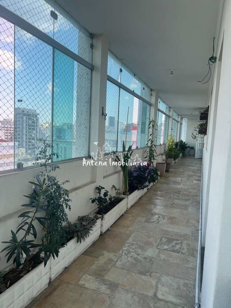 Apartamento à venda com 3 quartos, 221m² - Foto 10