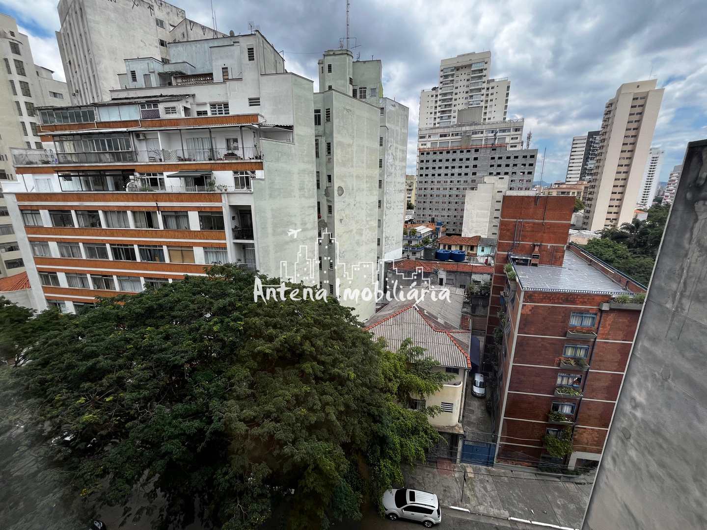 Apartamento à venda com 2 quartos, 75m² - Foto 4