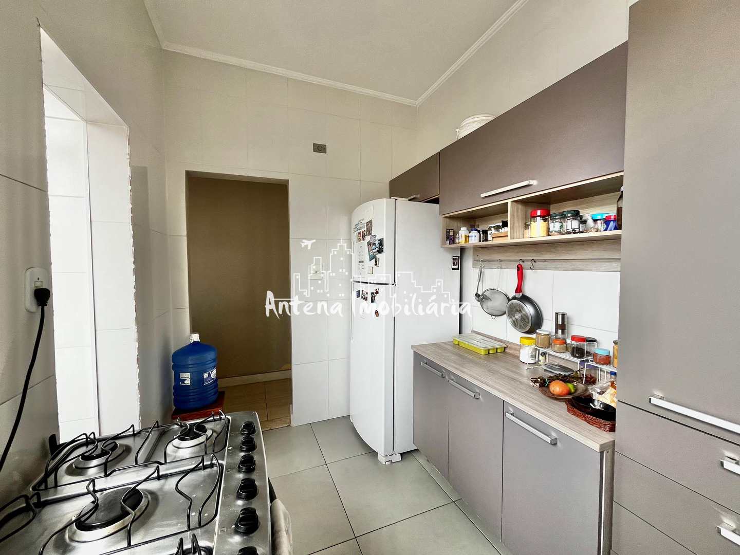 Apartamento à venda com 2 quartos, 75m² - Foto 13