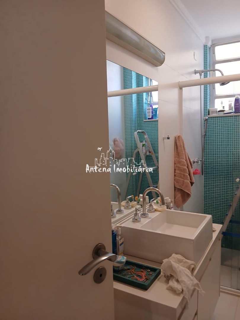 Apartamento à venda com 3 quartos, 180m² - Foto 11