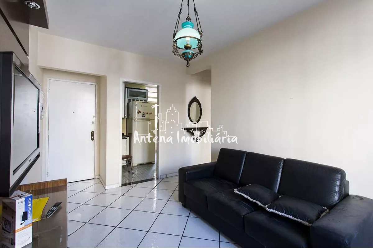 Apartamento à venda com 1 quarto, 50m² - Foto 4