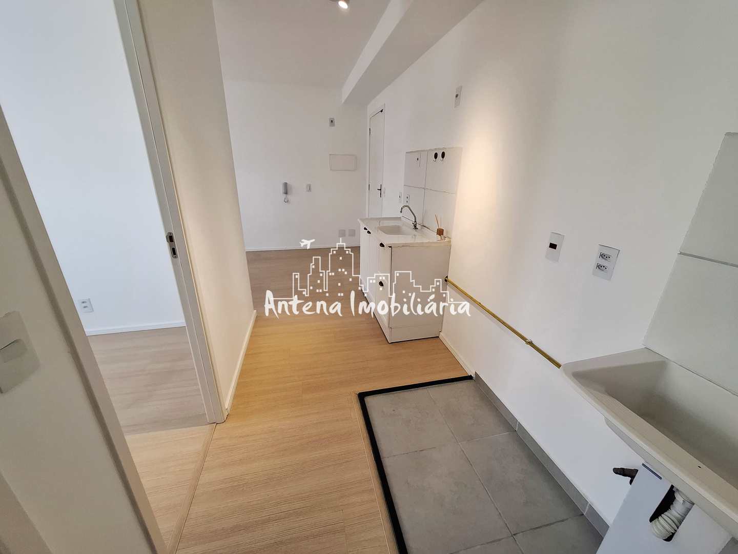 Apartamento à venda com 2 quartos, 34m² - Foto 6