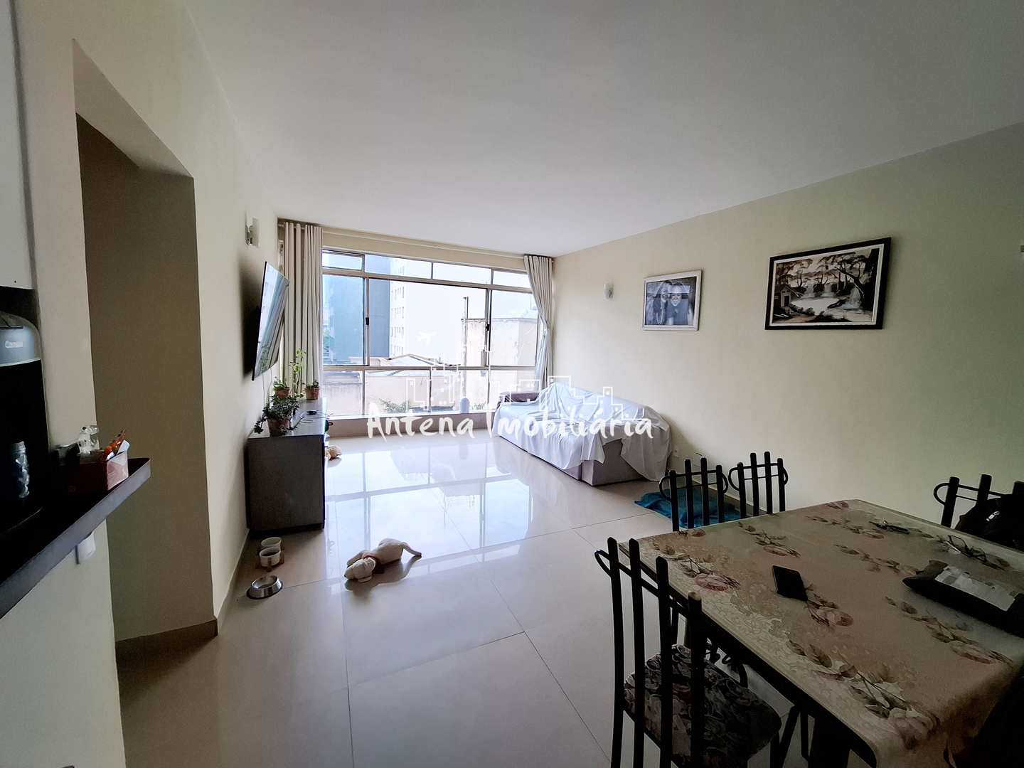 Apartamento à venda com 2 quartos, 97m² - Foto 1