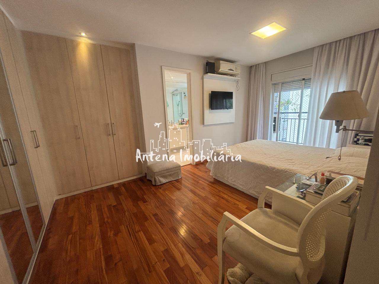 Apartamento à venda com 4 quartos, 155m² - Foto 12