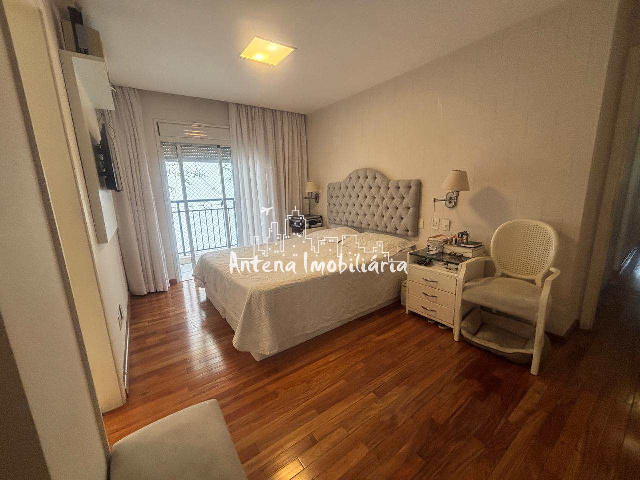 Apartamento à venda com 4 quartos, 155m² - Foto 13