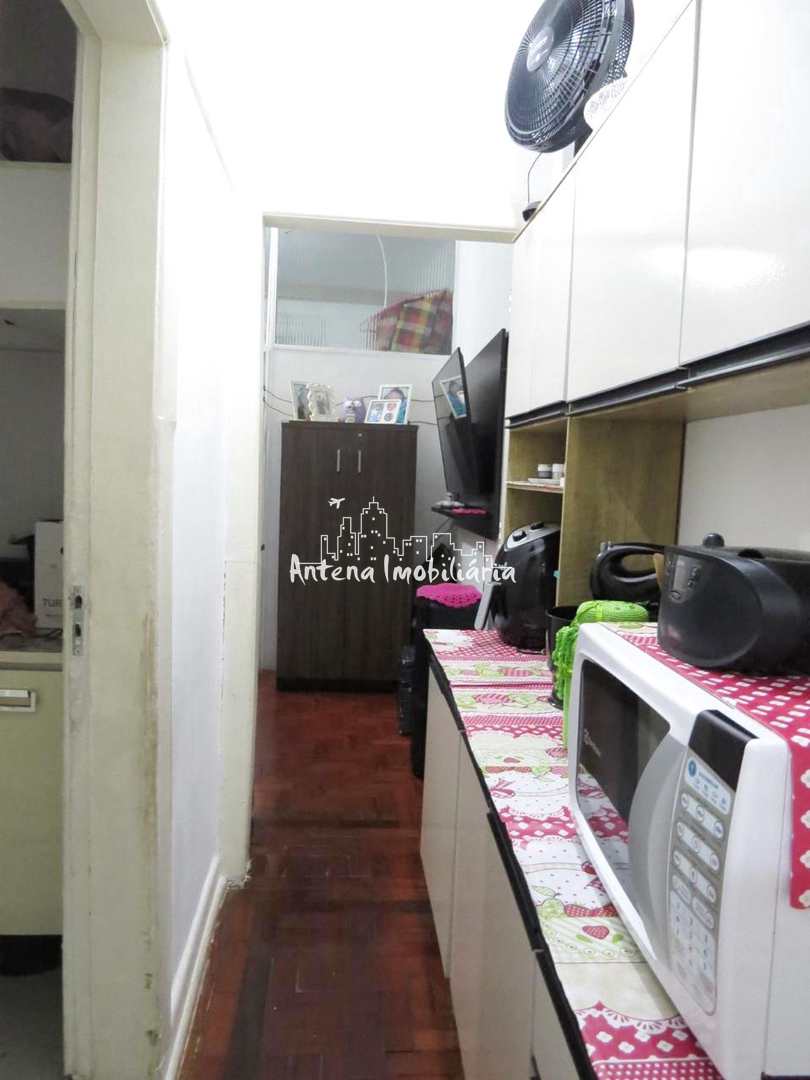 Apartamento à venda com 1 quarto, 47m² - Foto 11