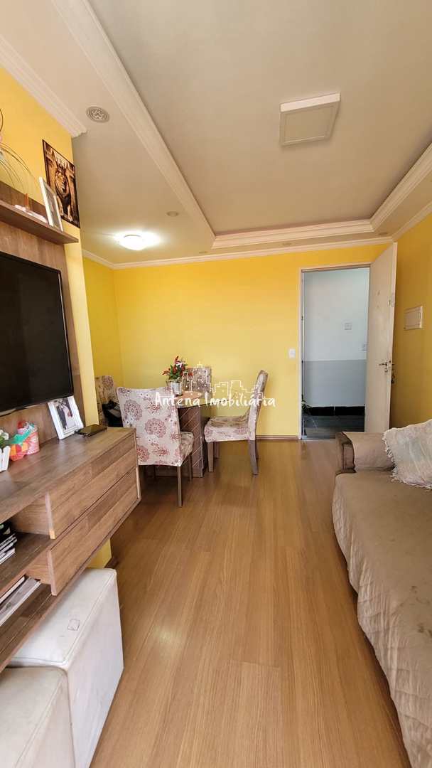 Apartamento à venda com 2 quartos, 48m² - Foto 2