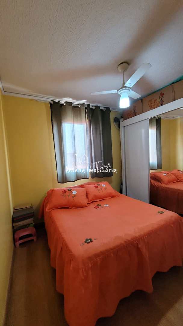 Apartamento à venda com 2 quartos, 48m² - Foto 4