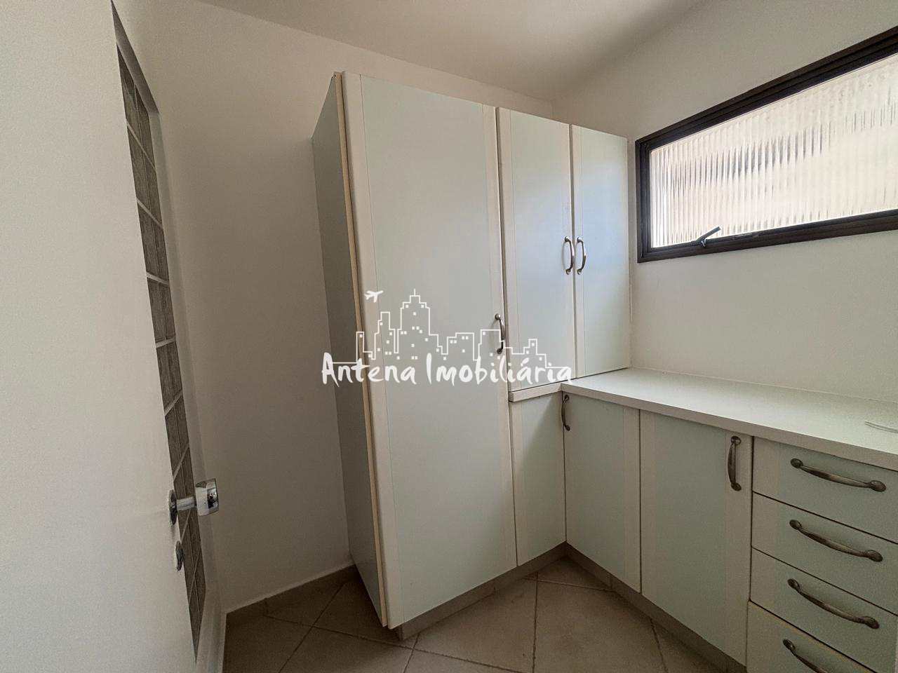 Apartamento para alugar com 3 quartos, 115m² - Foto 16