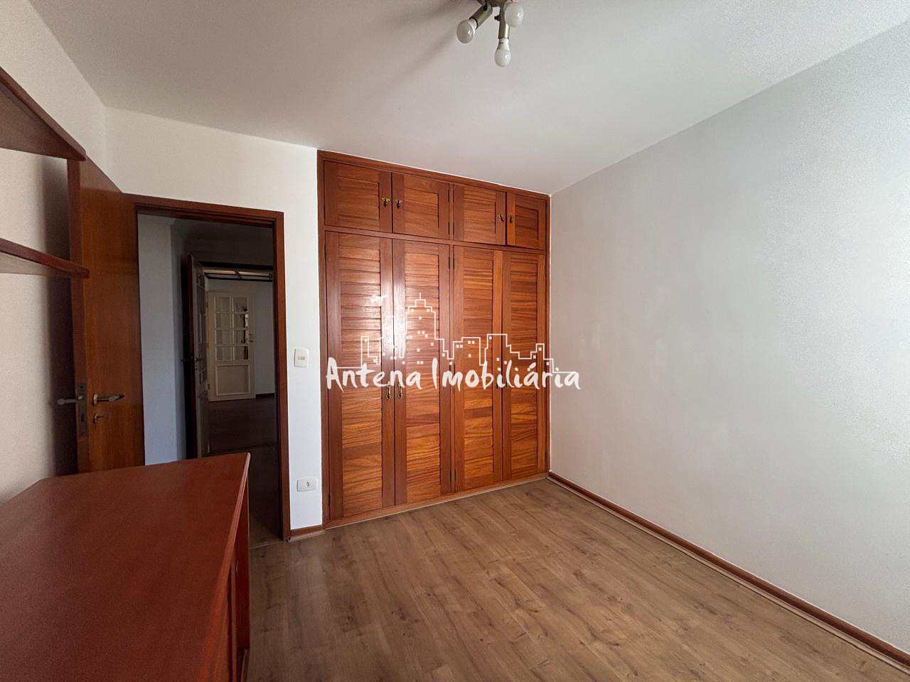 Apartamento para alugar com 3 quartos, 115m² - Foto 6