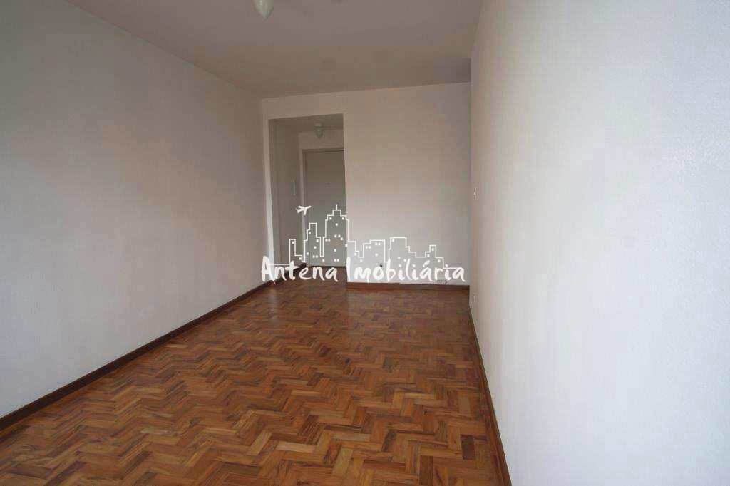 Apartamento à venda com 1 quarto, 52m² - Foto 2