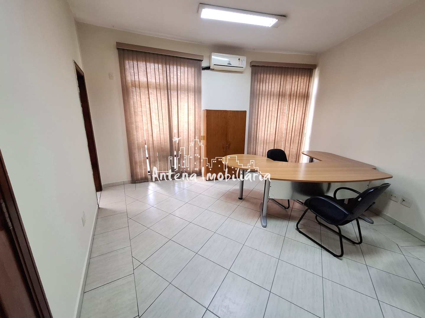 Prédio Inteiro para alugar, 130m² - Foto 8