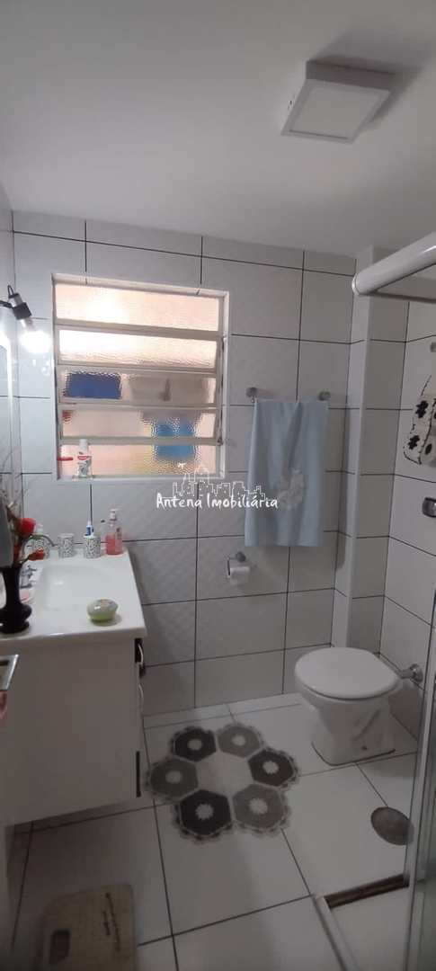 Apartamento à venda com 2 quartos, 64m² - Foto 9