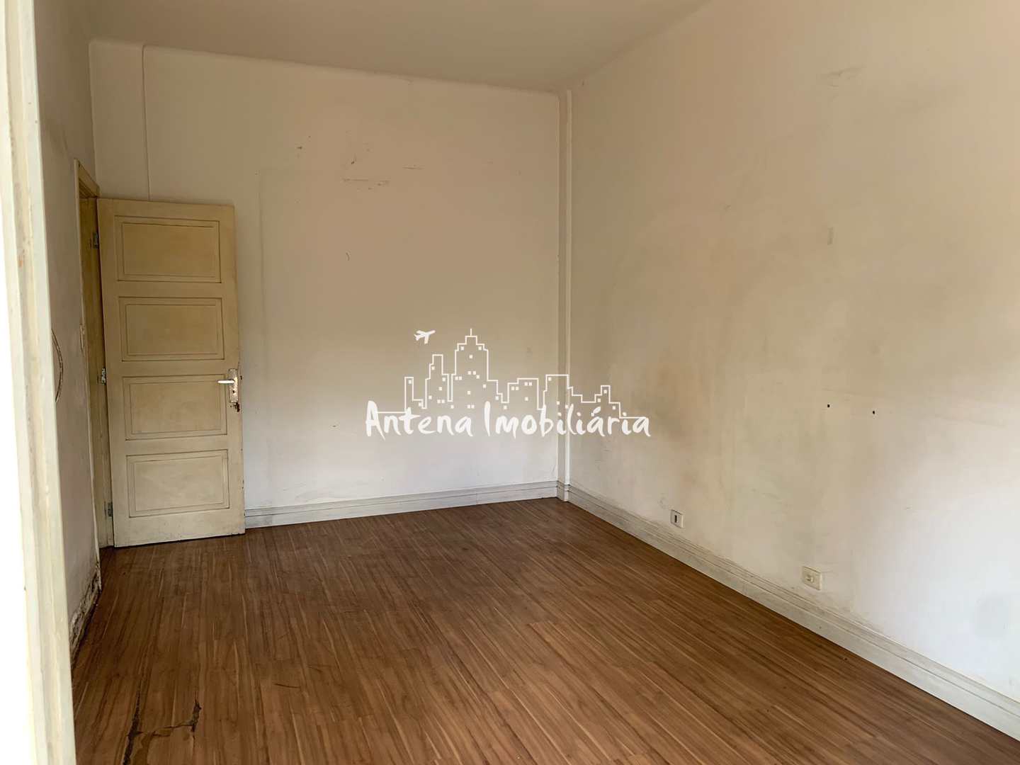 Apartamento à venda com 2 quartos, 76m² - Foto 10