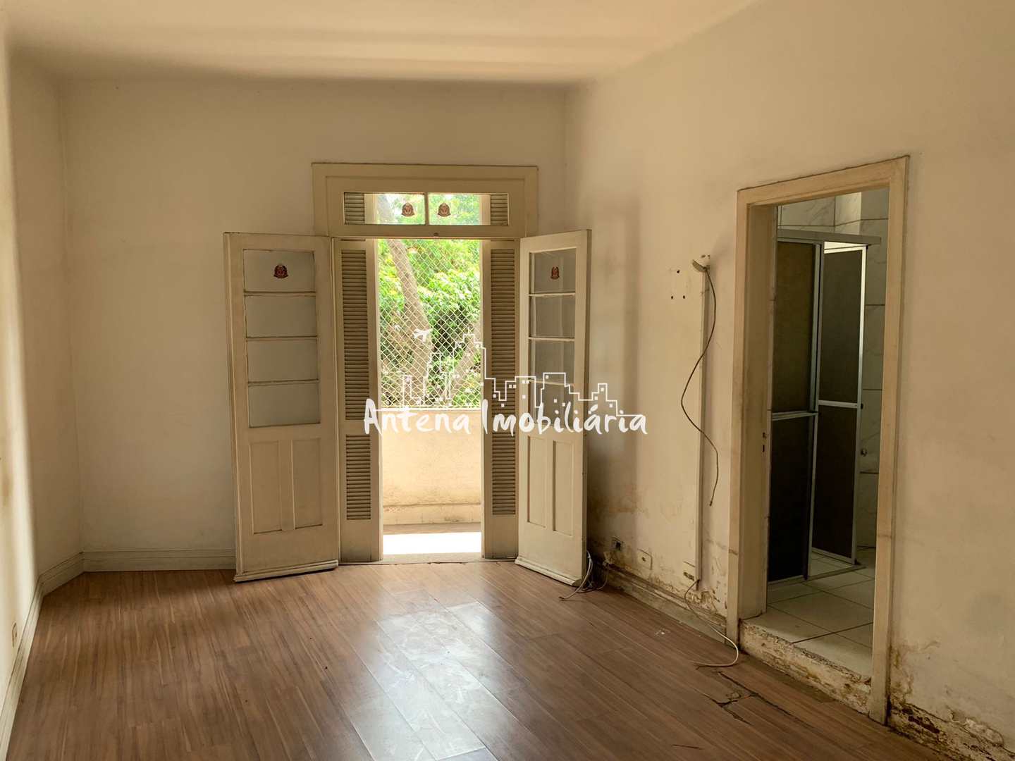 Apartamento à venda com 2 quartos, 76m² - Foto 8