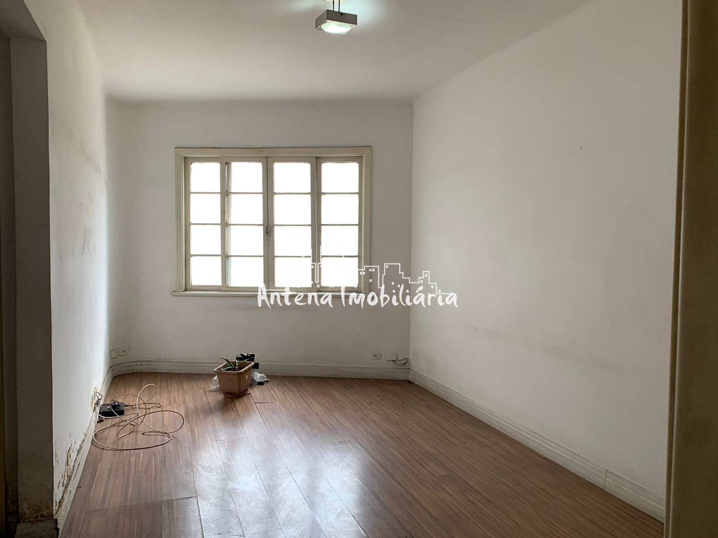 Apartamento à venda com 2 quartos, 76m² - Foto 3