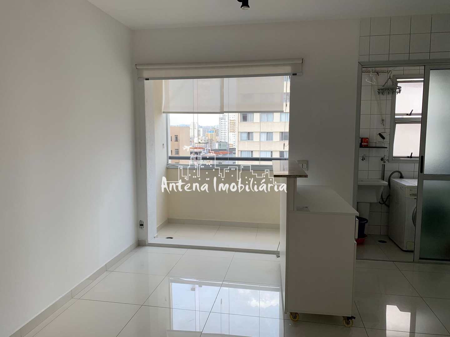 Apartamento à venda com 2 quartos, 48m² - Foto 2