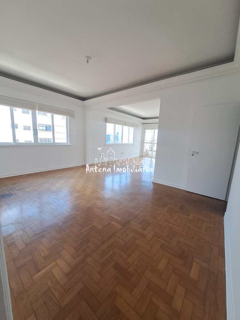 Apartamento para alugar com 3 quartos, 197m² - Foto 1