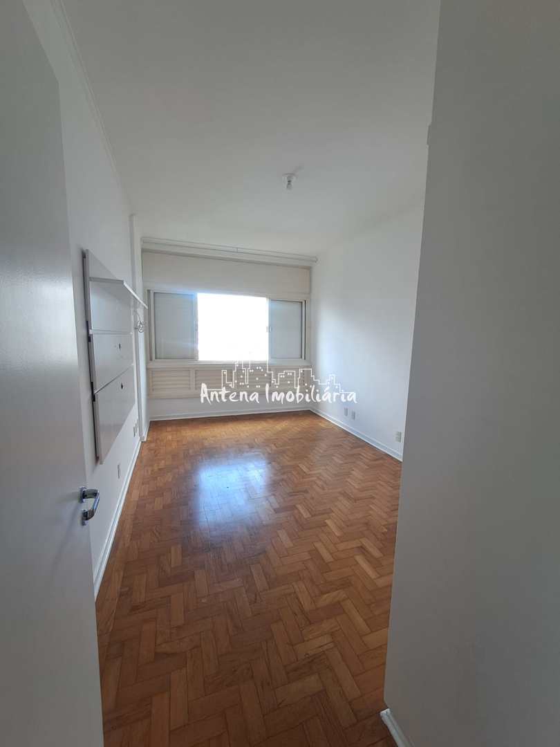 Apartamento para alugar com 3 quartos, 197m² - Foto 5