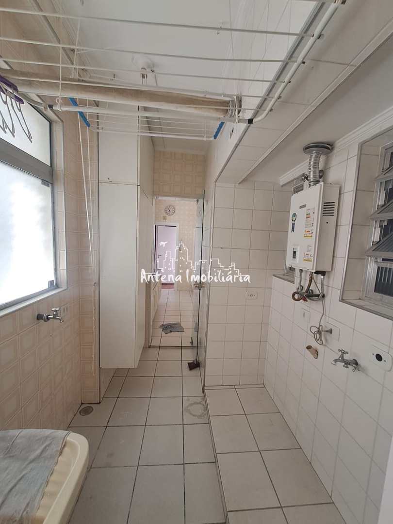 Apartamento para alugar com 3 quartos, 197m² - Foto 13