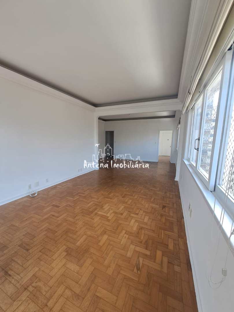 Apartamento para alugar com 3 quartos, 197m² - Foto 2