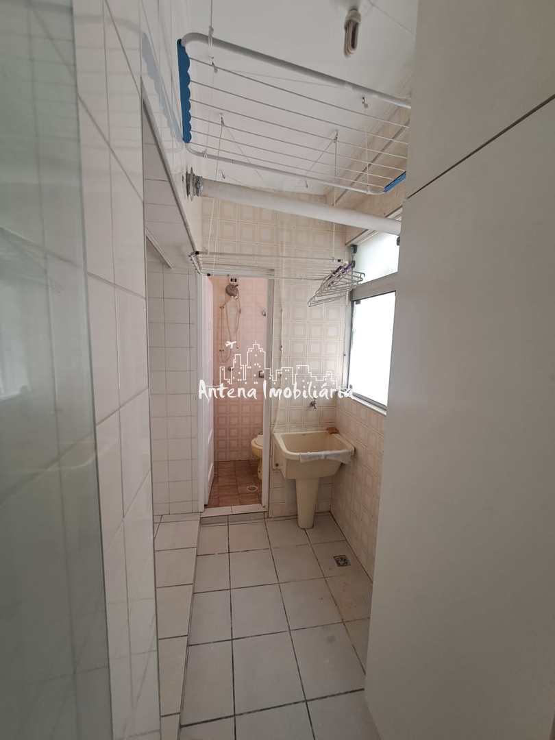 Apartamento para alugar com 3 quartos, 197m² - Foto 14