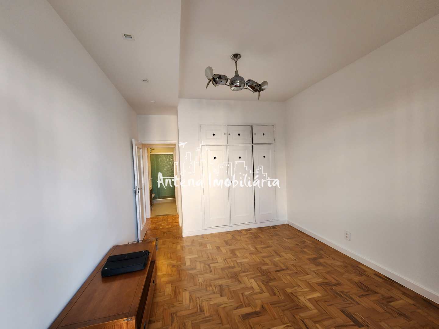 Apartamento à venda com 2 quartos, 116m² - Foto 9