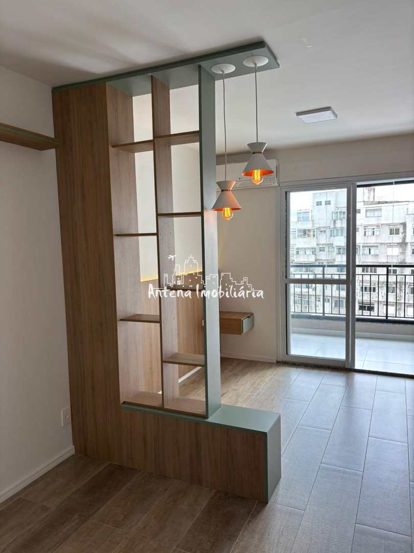 Apartamento à venda com 1 quarto, 33m² - Foto 2