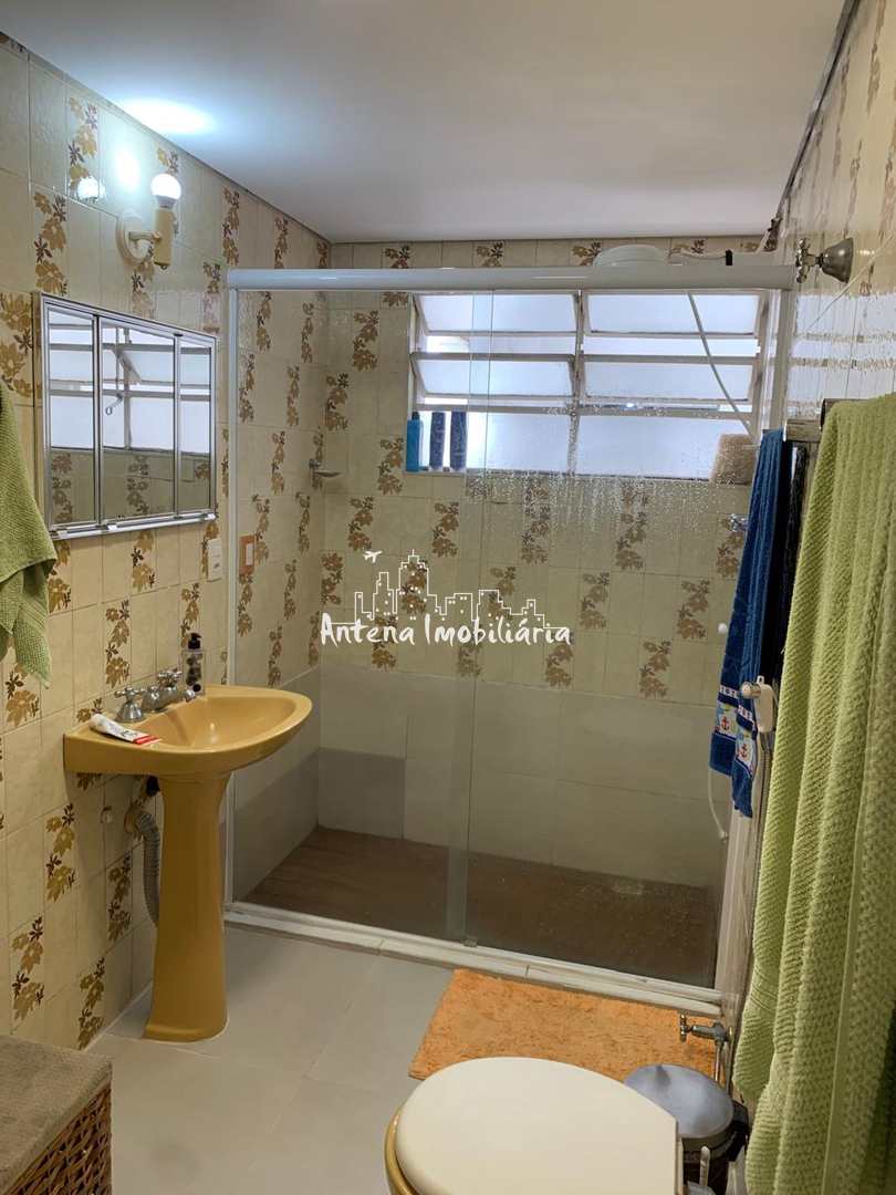 Apartamento para alugar com 3 quartos, 96m² - Foto 13