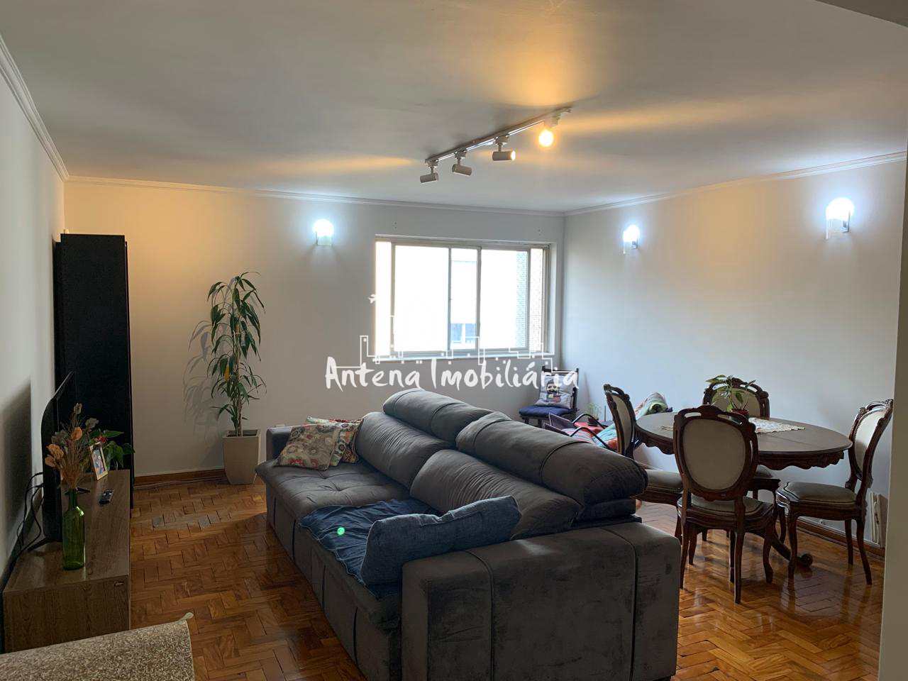 Apartamento para alugar com 3 quartos, 96m² - Foto 3