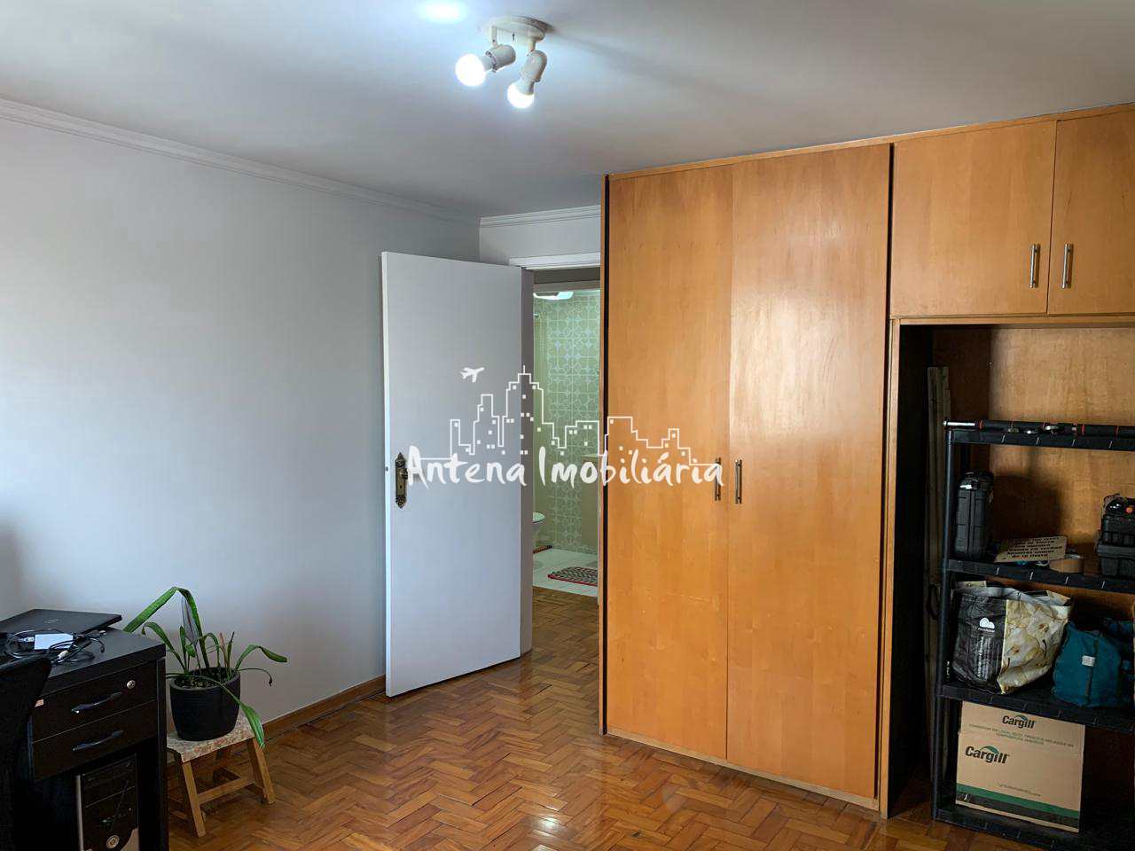 Apartamento para alugar com 3 quartos, 96m² - Foto 9