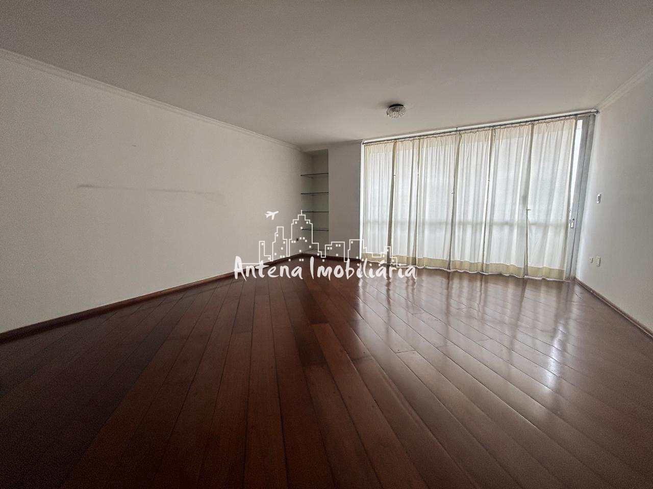 Apartamento à venda com 2 quartos, 180m² - Foto 2