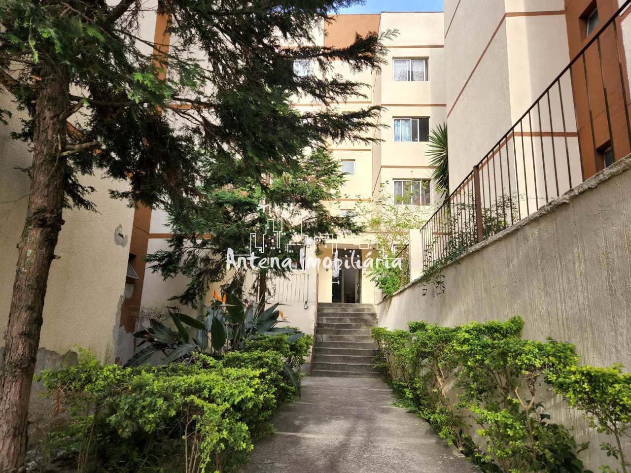 Apartamento para alugar com 2 quartos, 60m² - Foto 15