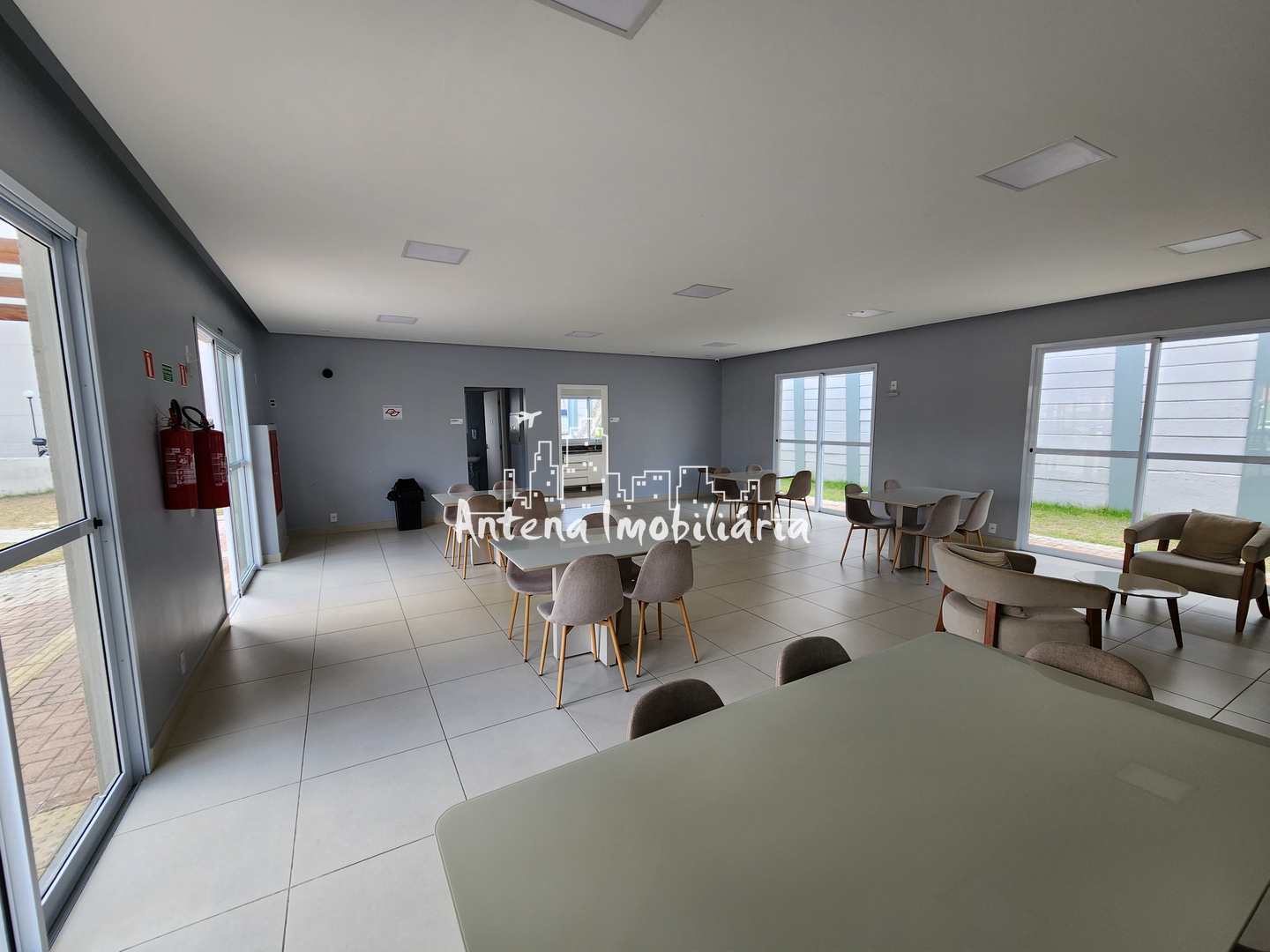 Apartamento para alugar com 2 quartos, 53m² - Foto 12