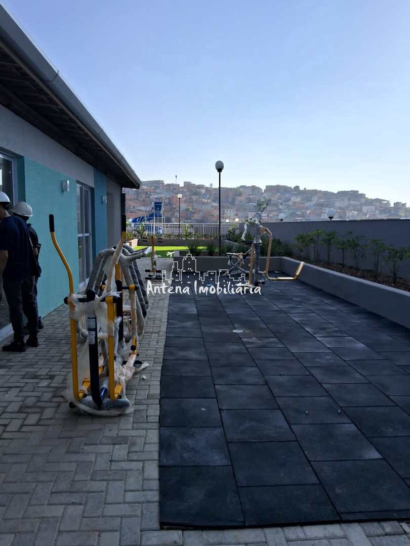 Apartamento à venda com 2 quartos, 42m² - Foto 24