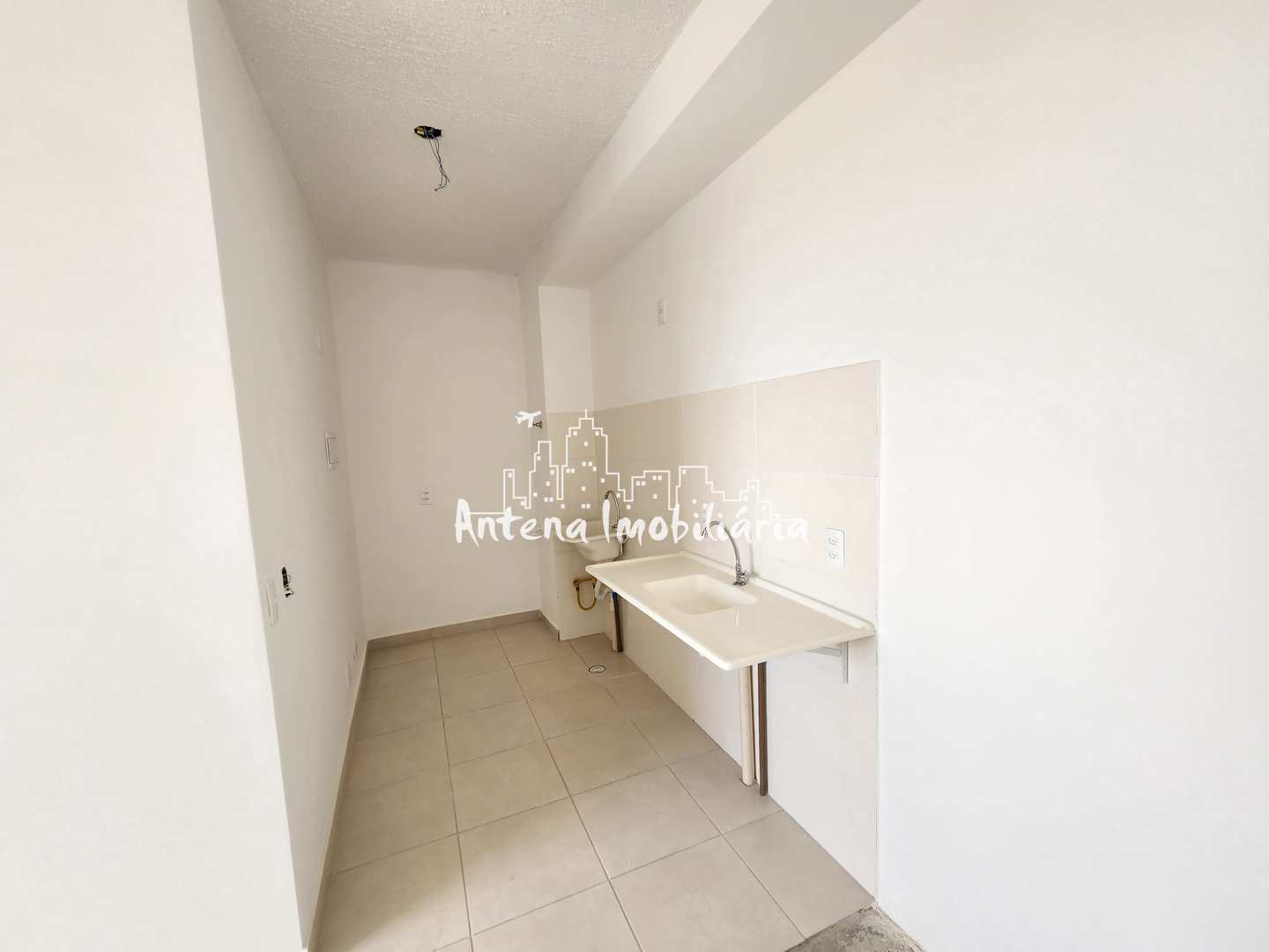 Apartamento à venda com 2 quartos, 42m² - Foto 8