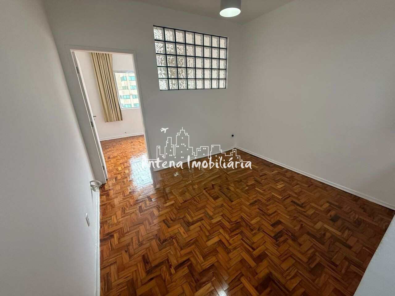 Apartamento, 1 quarto, 37 m² - Foto 1