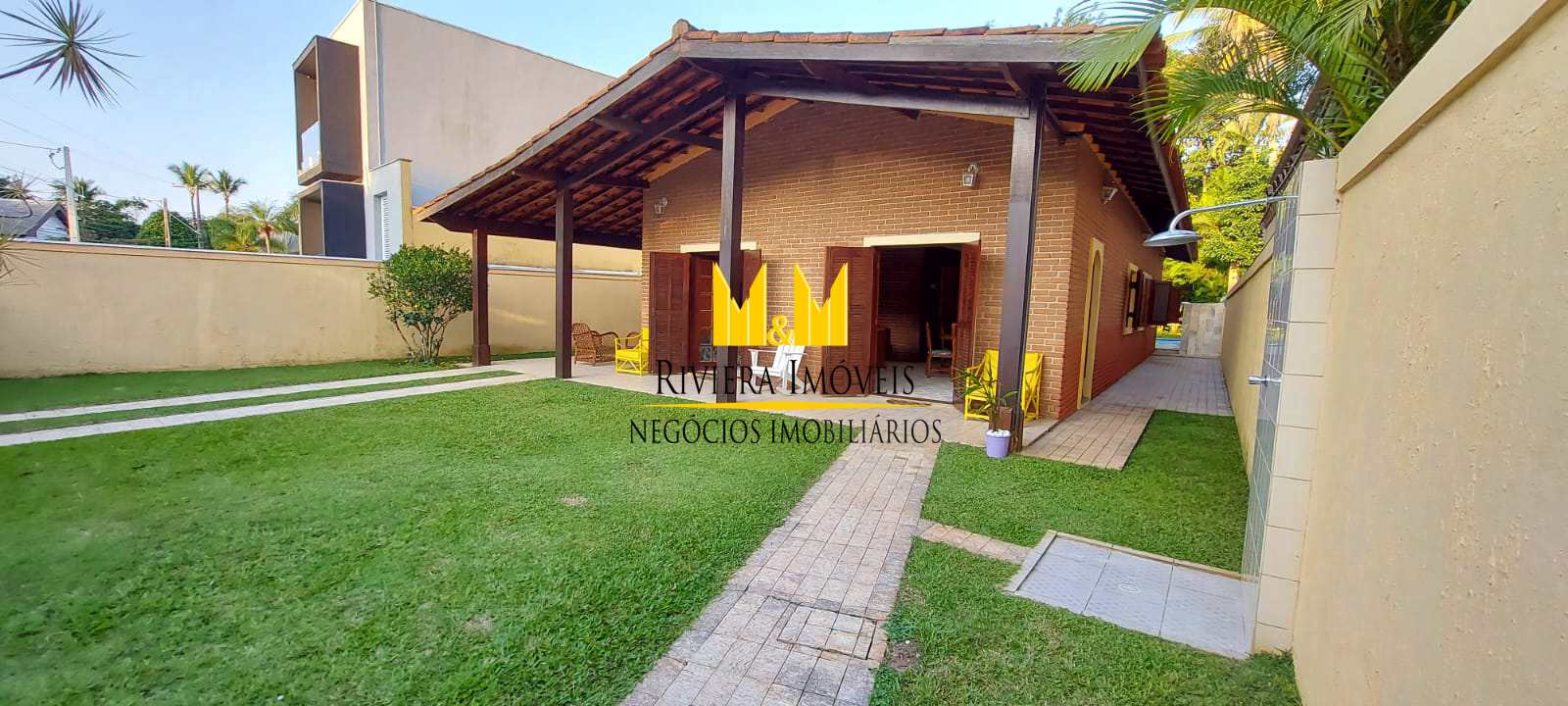 Casa à venda e aluguel com 3 quartos, 150m² - Foto 1