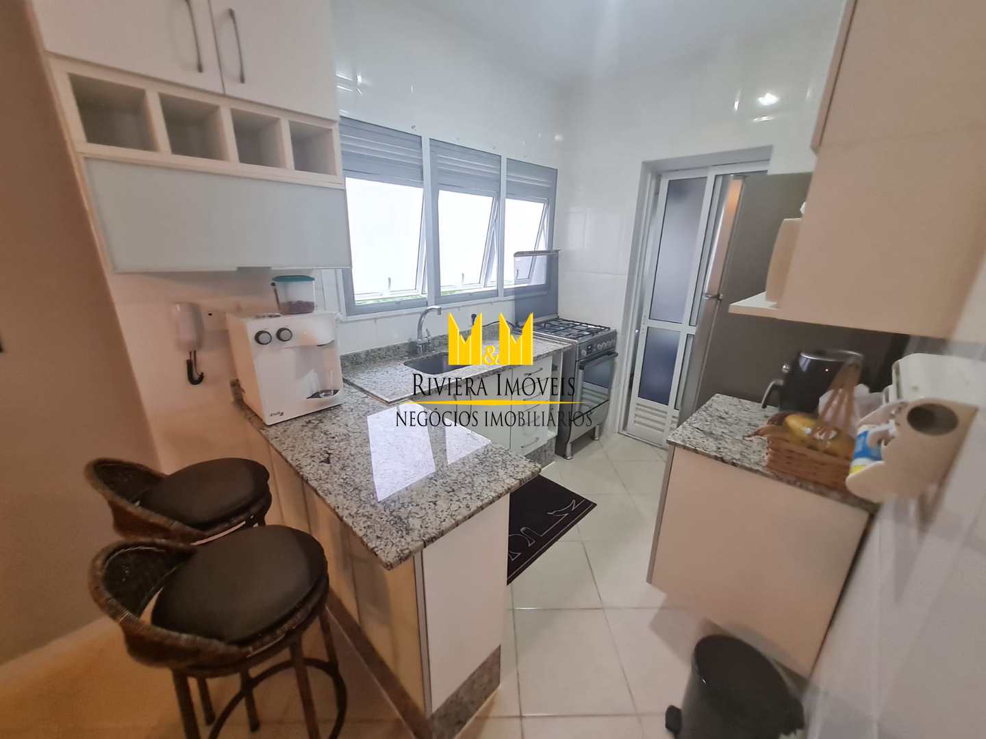 Apartamento à venda com 3 quartos, 96m² - Foto 8