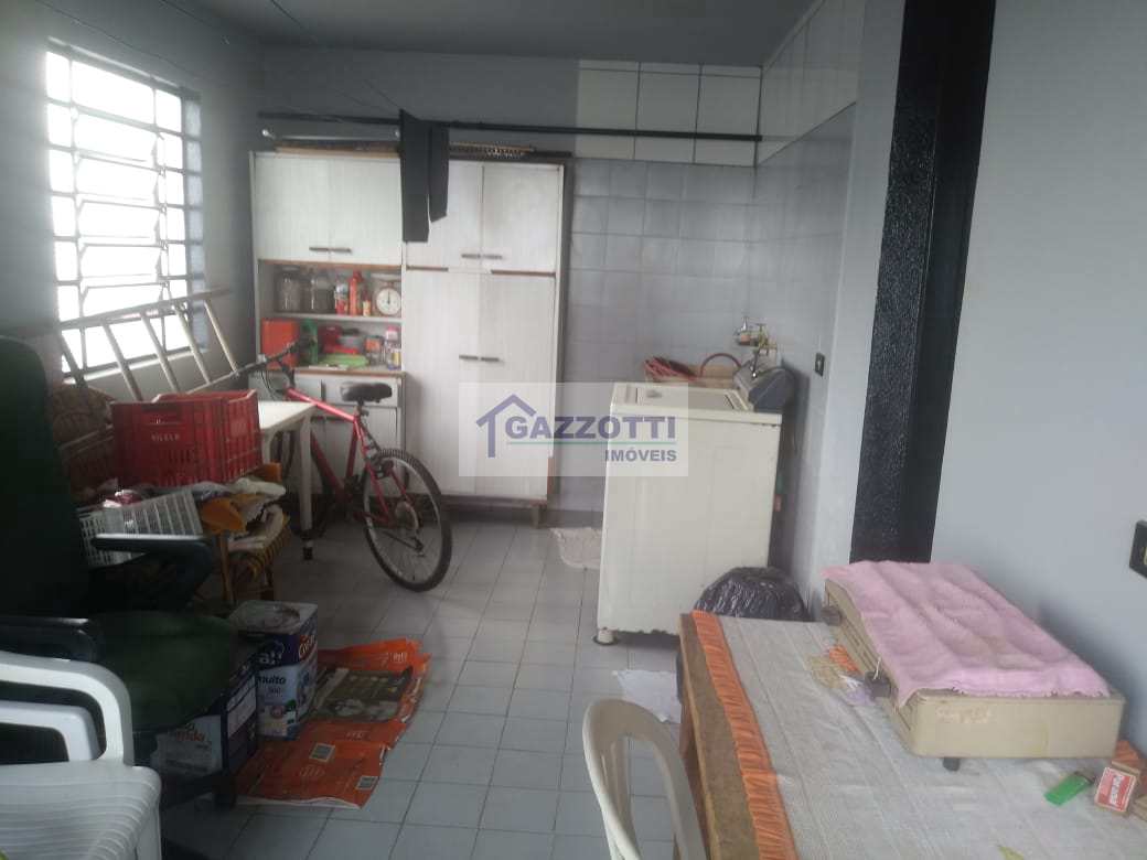 Sobrado à venda com 3 quartos, 250m² - Foto 21