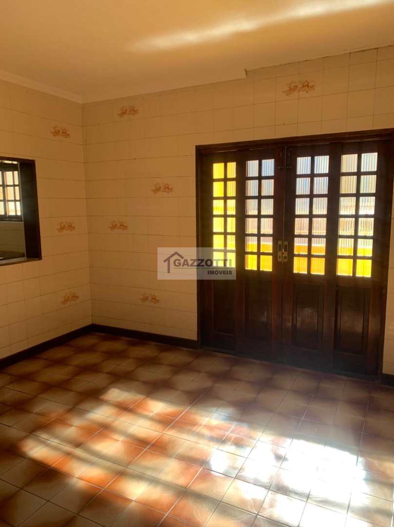 Casa à venda com 3 quartos, 110m² - Foto 9