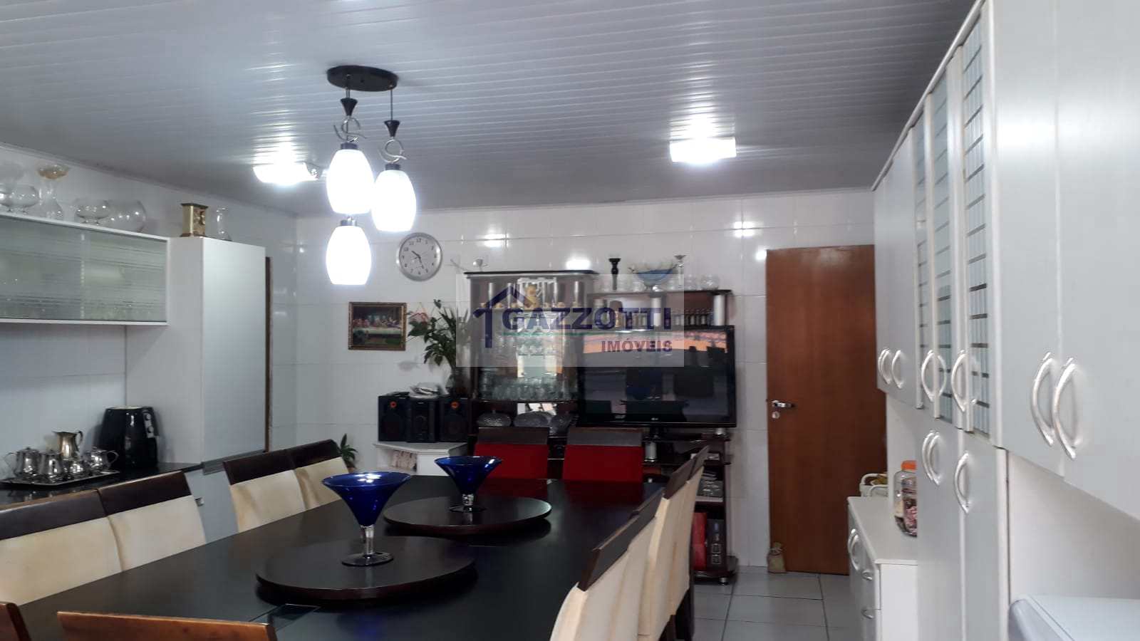 Casa à venda com 3 quartos, 200m² - Foto 33