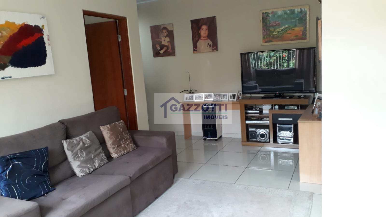 Casa à venda com 3 quartos, 200m² - Foto 15