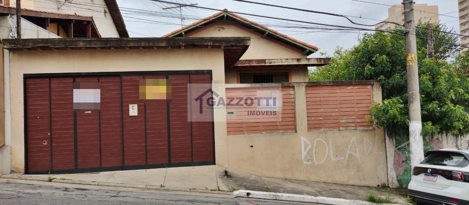 Casa à venda com 3 quartos, 260m² - Foto 1