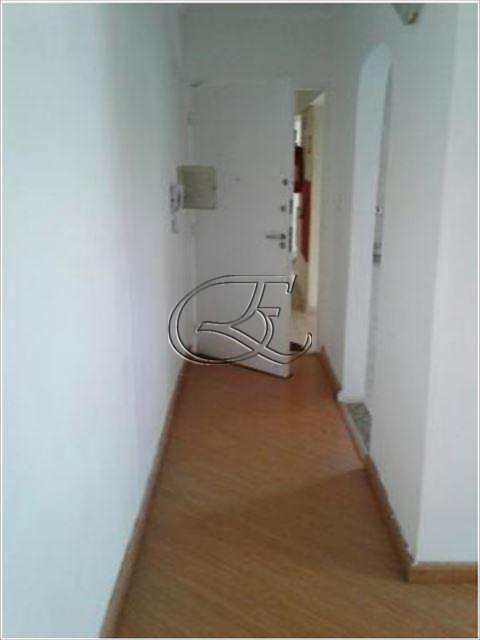 Apartamento à venda com 2 quartos, 70m² - Foto 1