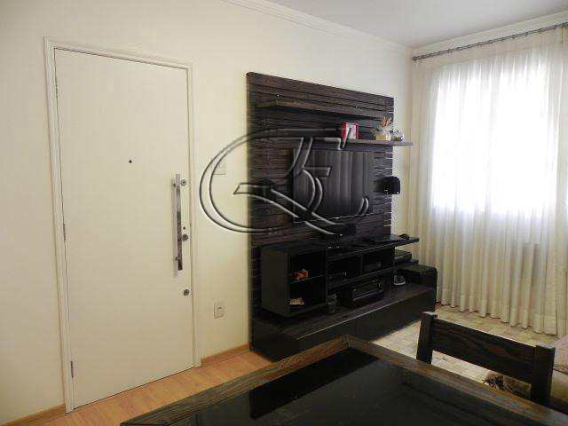 Apartamento à venda com 2 quartos, 85m² - Foto 2