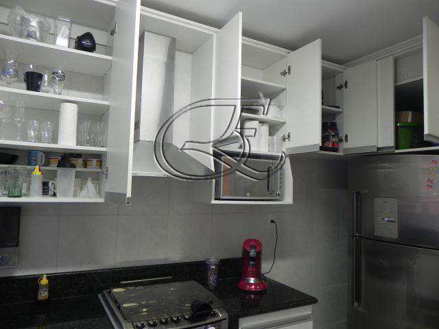 Apartamento à venda com 2 quartos, 85m² - Foto 18