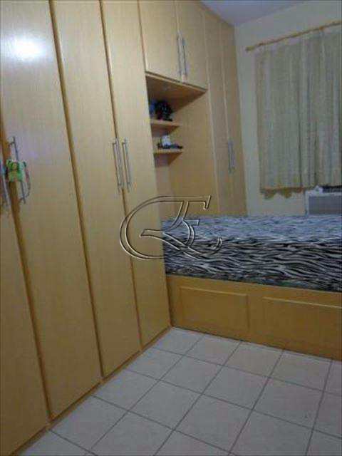 Apartamento à venda com 2 quartos, 65m² - Foto 3