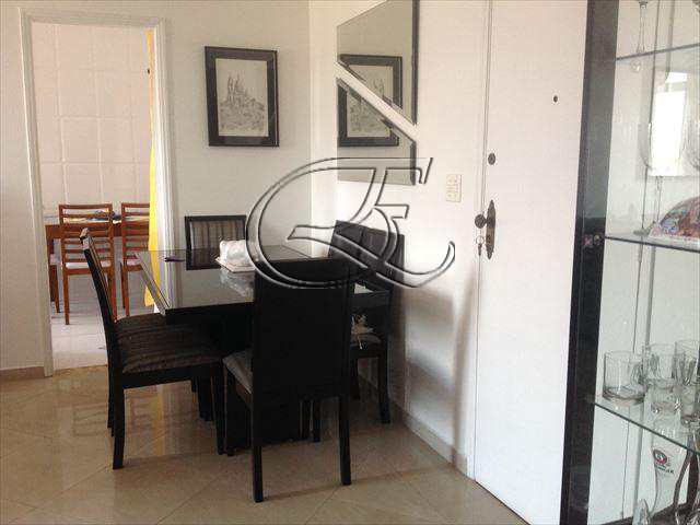 Apartamento à venda com 2 quartos, 78m² - Foto 3